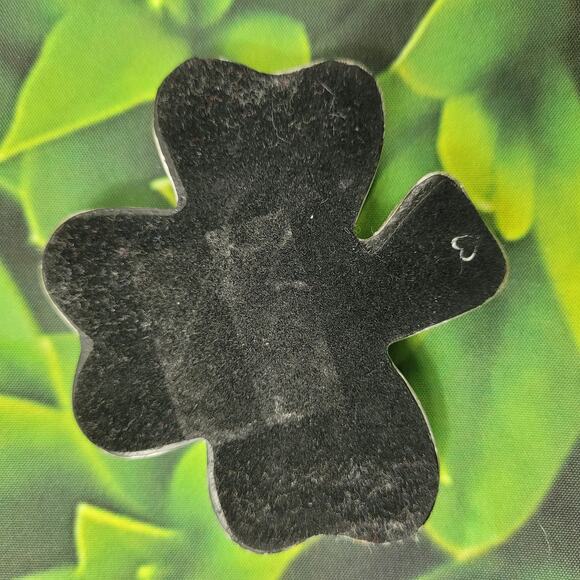 Silvertone Shamrock Paperweight with Irish Blessing - Picture 4 of 4